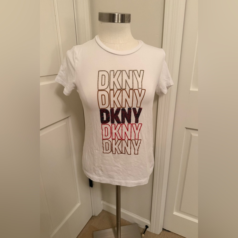 DKNY Women’s Tee with Multicolor Logo